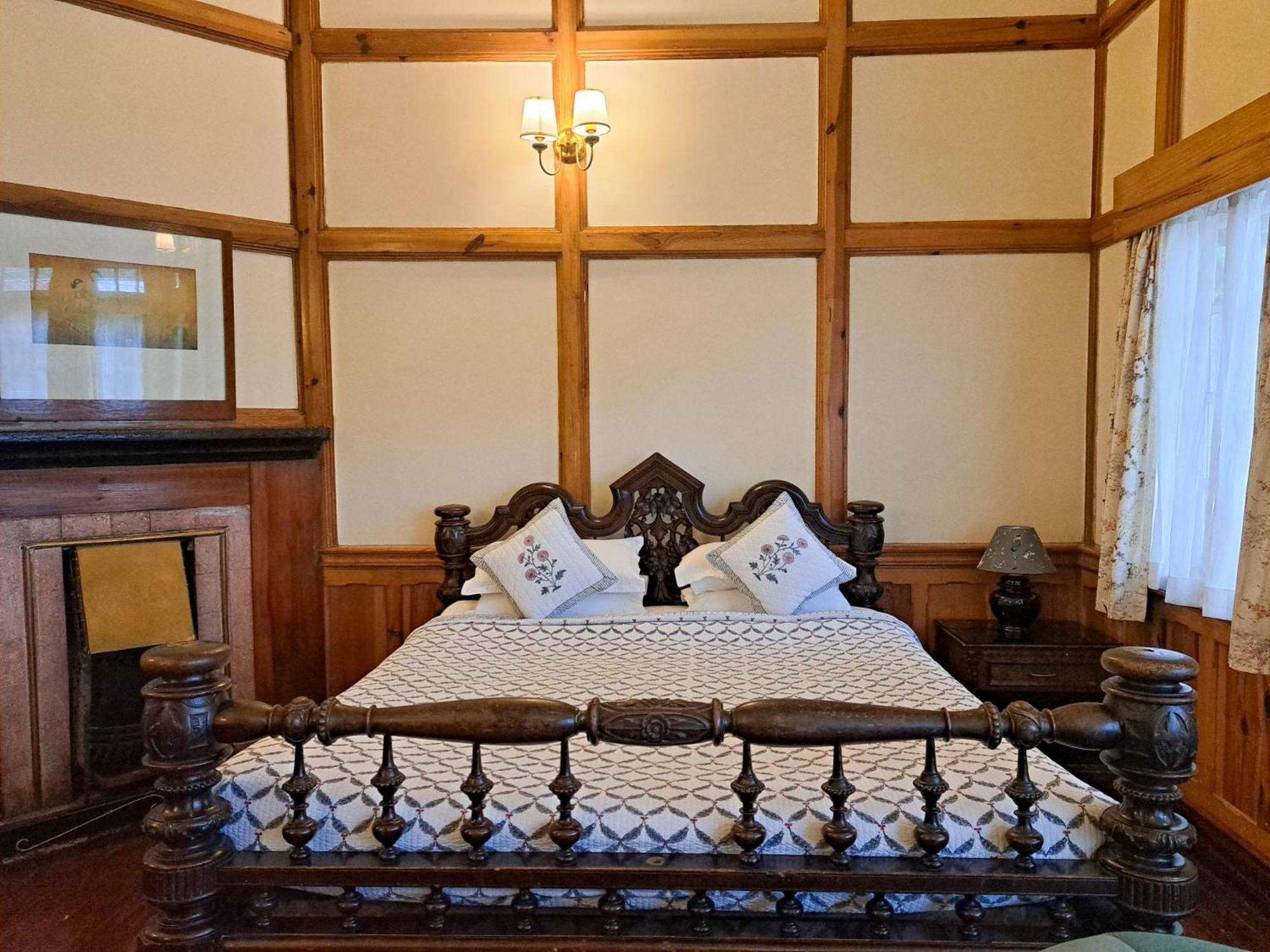 The Heritage Club - Tripura Castle Hotel And Spa Shillong Exteriör bild