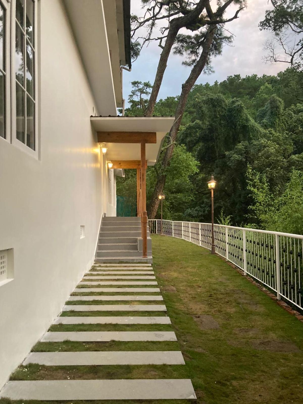 The Heritage Club - Tripura Castle Hotel And Spa Shillong Exteriör bild