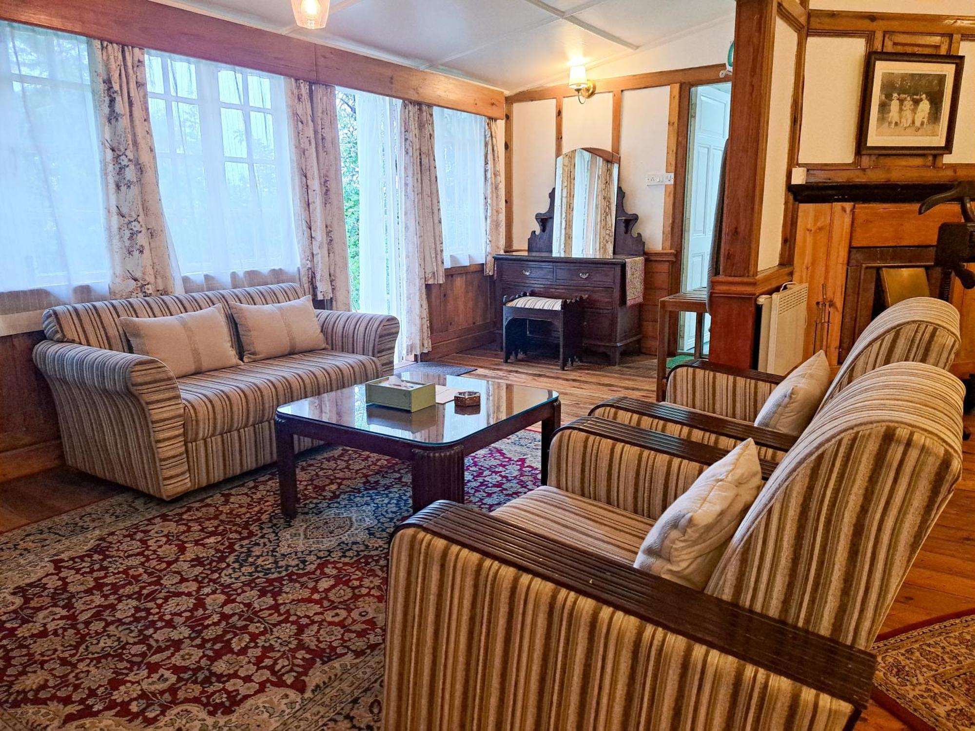 The Heritage Club - Tripura Castle Hotel And Spa Shillong Exteriör bild