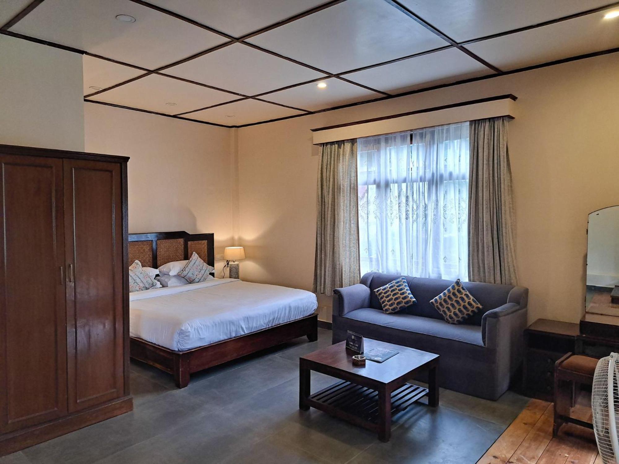The Heritage Club - Tripura Castle Hotel And Spa Shillong Exteriör bild