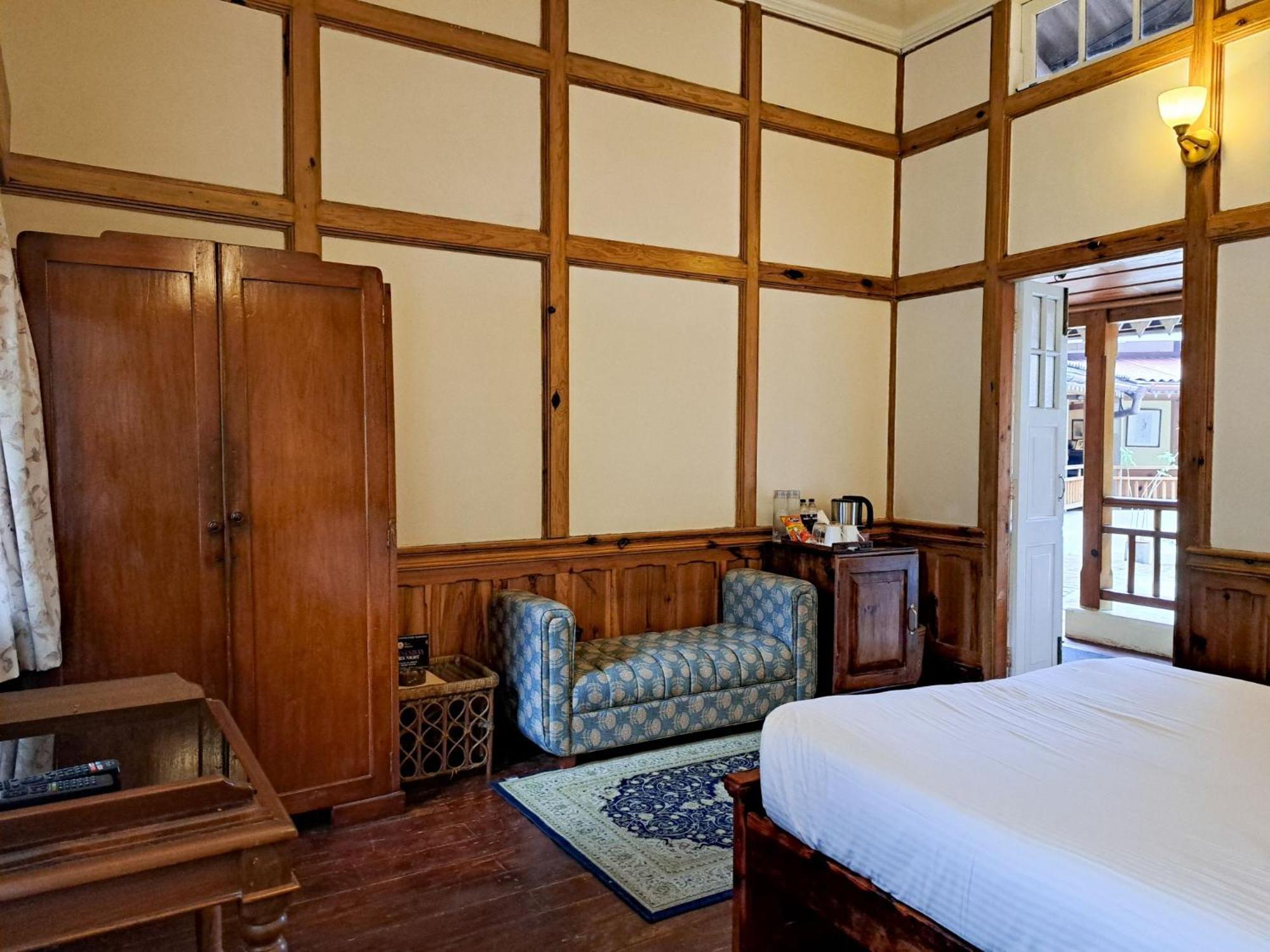 The Heritage Club - Tripura Castle Hotel And Spa Shillong Exteriör bild