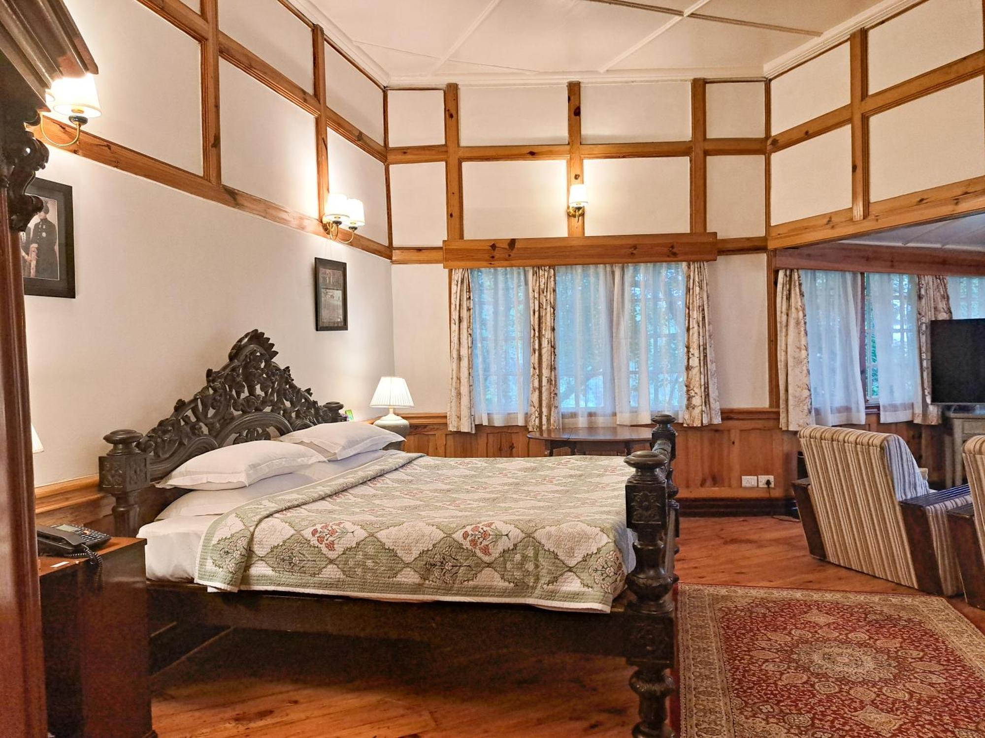 The Heritage Club - Tripura Castle Hotel And Spa Shillong Exteriör bild