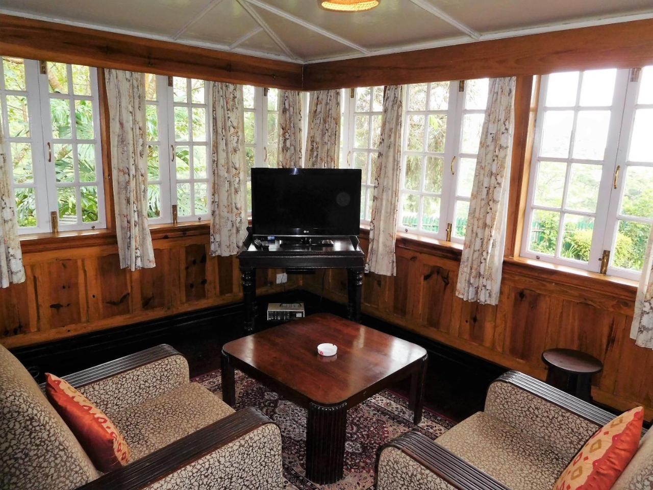 The Heritage Club - Tripura Castle Hotel And Spa Shillong Exteriör bild