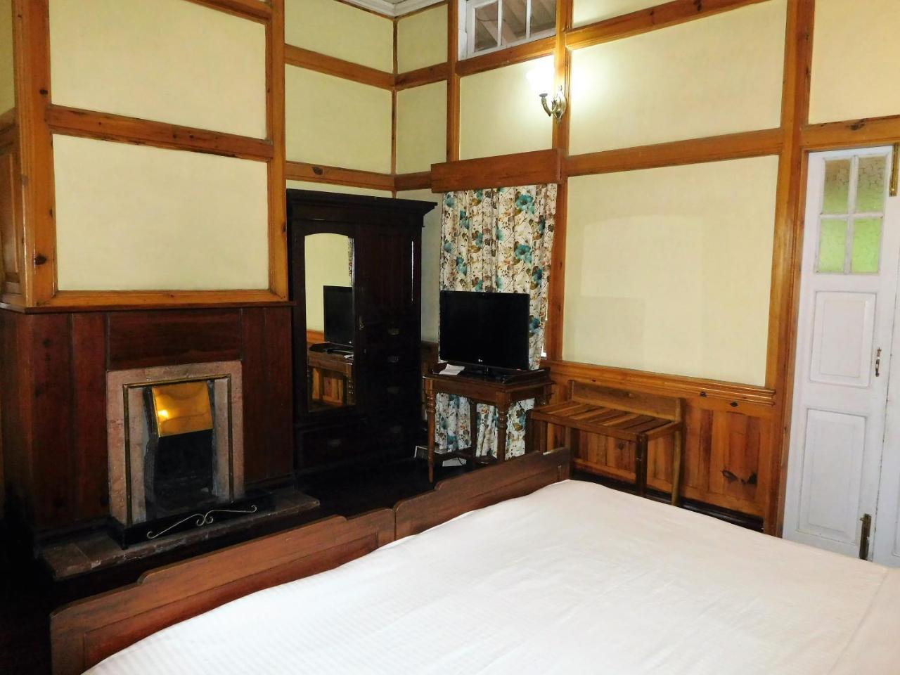 The Heritage Club - Tripura Castle Hotel And Spa Shillong Exteriör bild