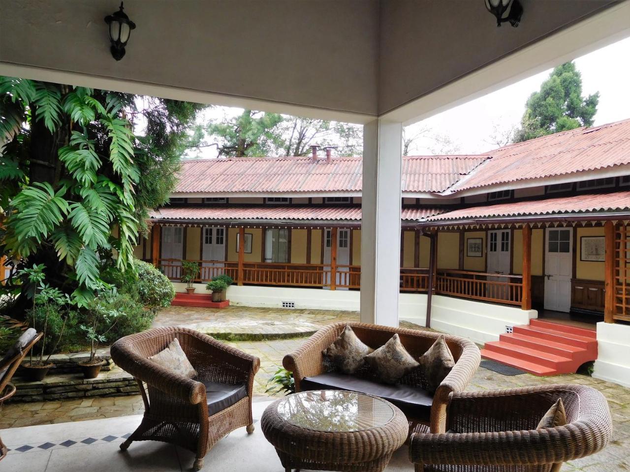The Heritage Club - Tripura Castle Hotel And Spa Shillong Exteriör bild