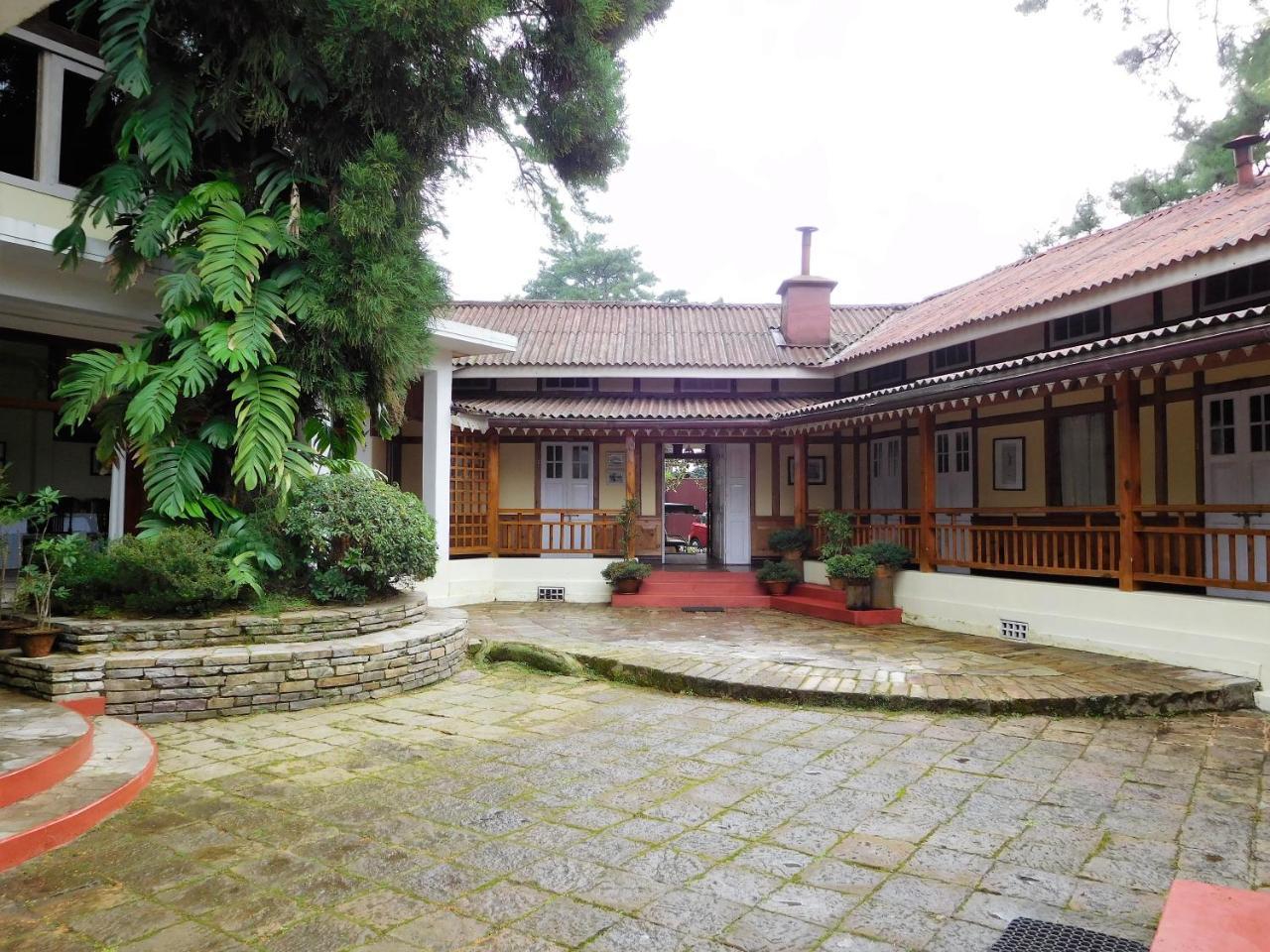 The Heritage Club - Tripura Castle Hotel And Spa Shillong Exteriör bild